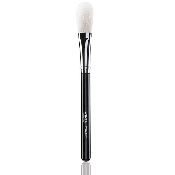 Blush Brush