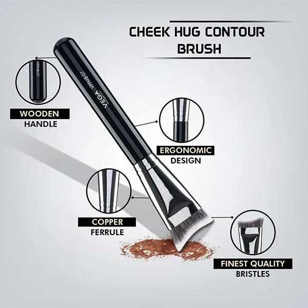 Cheek Hug Contour Brush